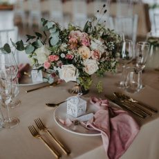 Staroružový zamatový príručník