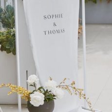 Biely hranatý stojan 130cm